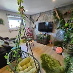 Immersion Foret Enchantee, 70m2 Atypique & Design Aux Portes De Lille Bassee