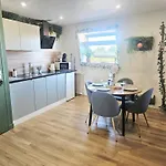 Appartement Immersion Foret Enchantee, 70m2 Atypique & Design Aux Portes De Lille