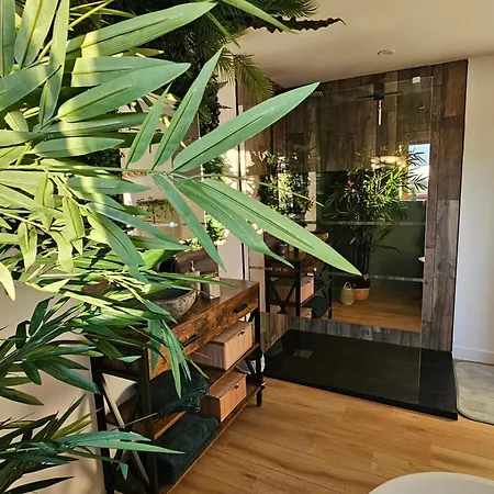 Immersion Foret Enchantee, 70m2 Atypique & Design Aux Portes De Lille