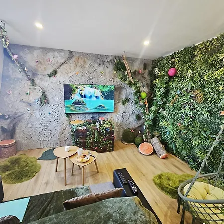 Immersion Foret Enchantee, 70m2 Atypique & Design Aux Portes De Lille * Bassee