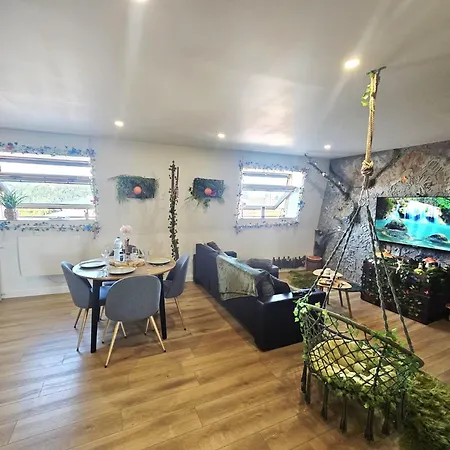 Appartement Immersion Foret Enchantee, 70m2 Atypique & Design Aux Portes De Lille *