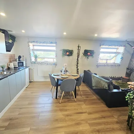 Immersion Foret Enchantee, 70m2 Atypique & Design Aux Portes De Lille * Bassee